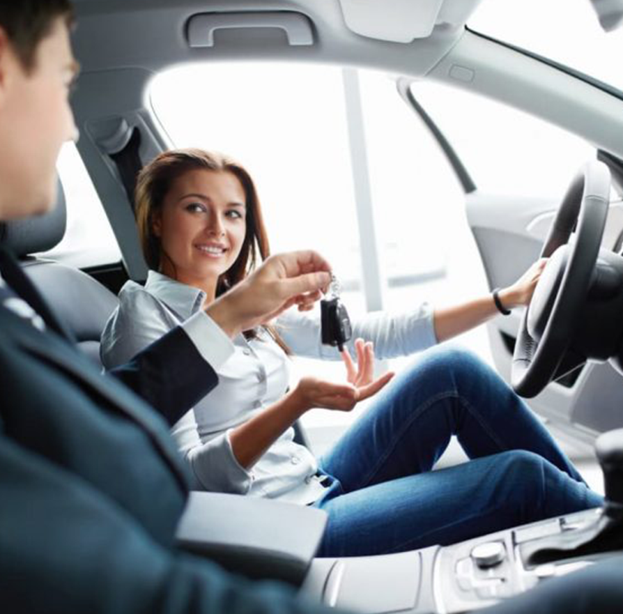 contact-two__left__image